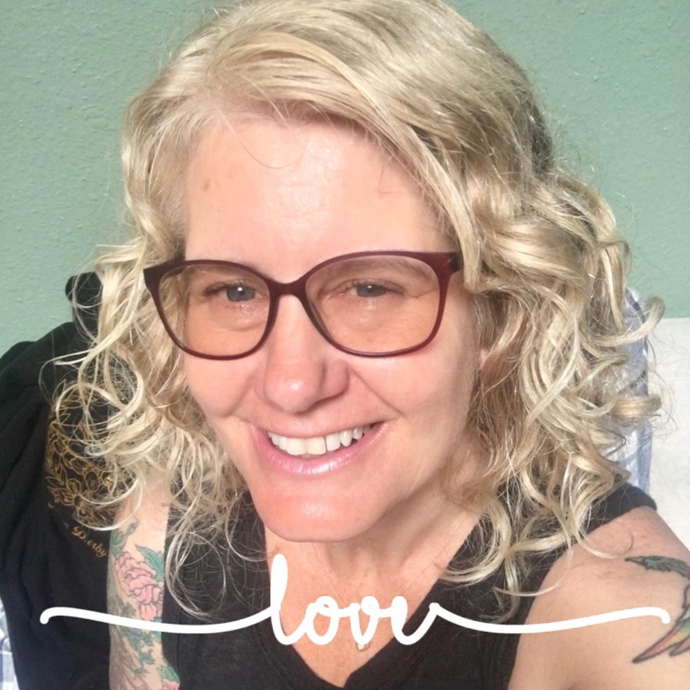 Meet your Posher, Raena